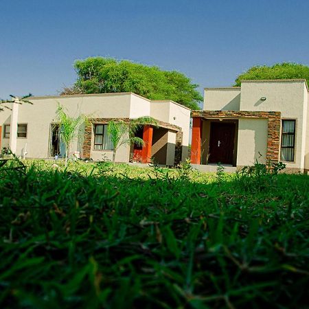 Nexovant Furnished Apartments Maun Buitenkant foto