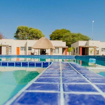 Nexovant Furnished Apartments Maun Buitenkant foto